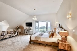 Heol-Y-Bedw-Hirion, Markham, NP12