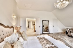 Heol-Y-Bedw-Hirion, Markham, NP12