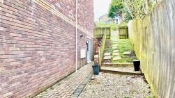 Plynlimon Avenue, Crumlin, NP11