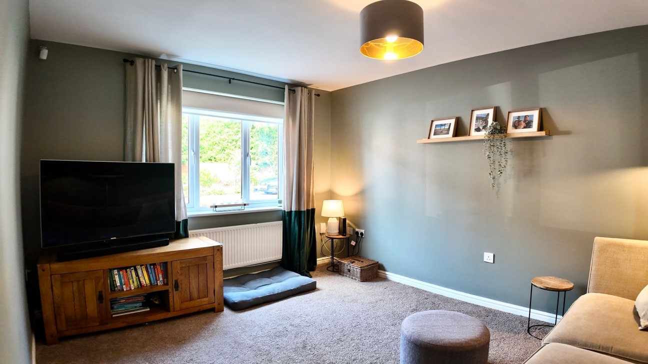 Sabre Close, Duffryn, NP10