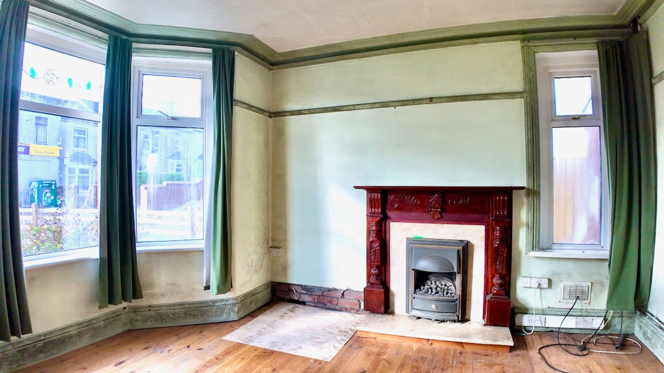 Five Locks Road, Pontnewydd, NP44