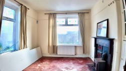 Five Locks Road, Pontnewydd, NP44