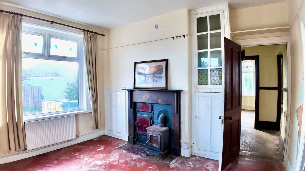 Five Locks Road, Pontnewydd, NP44