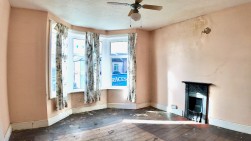 Five Locks Road, Pontnewydd, NP44