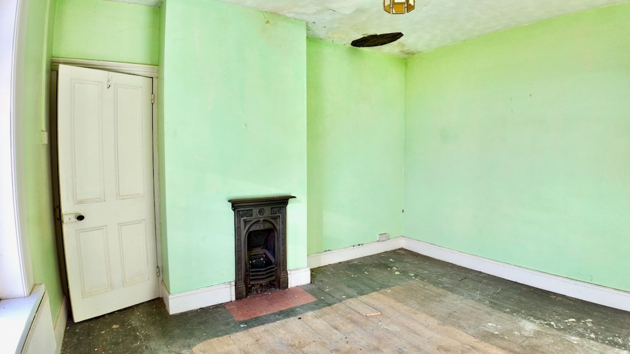 Five Locks Road, Pontnewydd, NP44