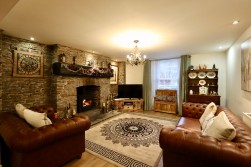 Railway Terrace, Hollybush, NP12
