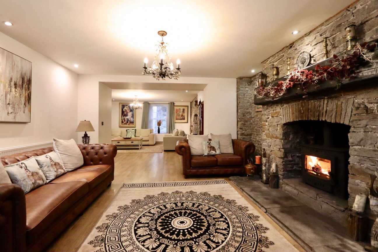 Railway Terrace, Hollybush, NP12