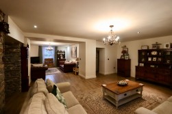 Railway Terrace, Hollybush, NP12