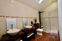 Railway Terrace, Hollybush, NP12