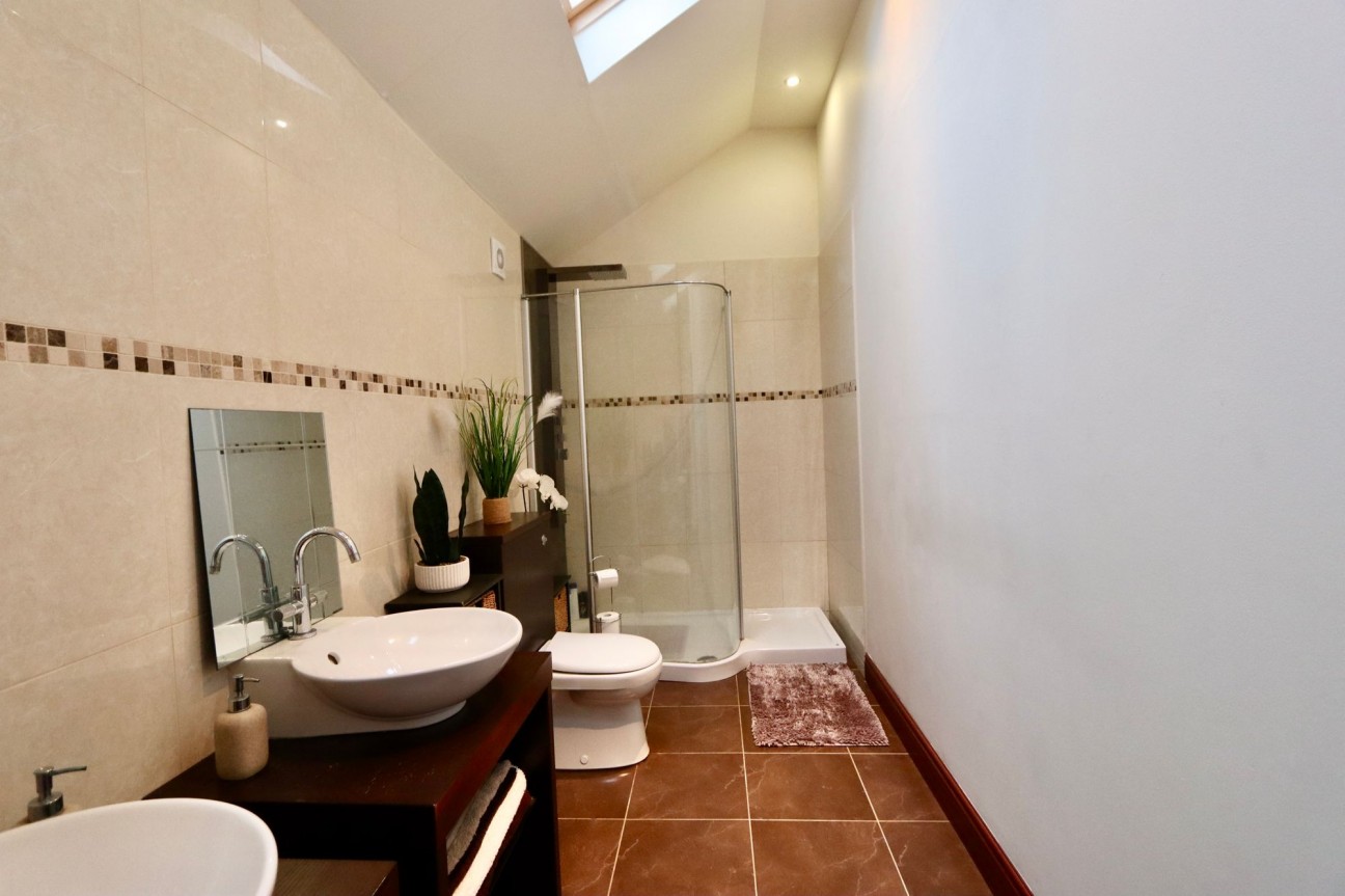 Railway Terrace, Hollybush, NP12