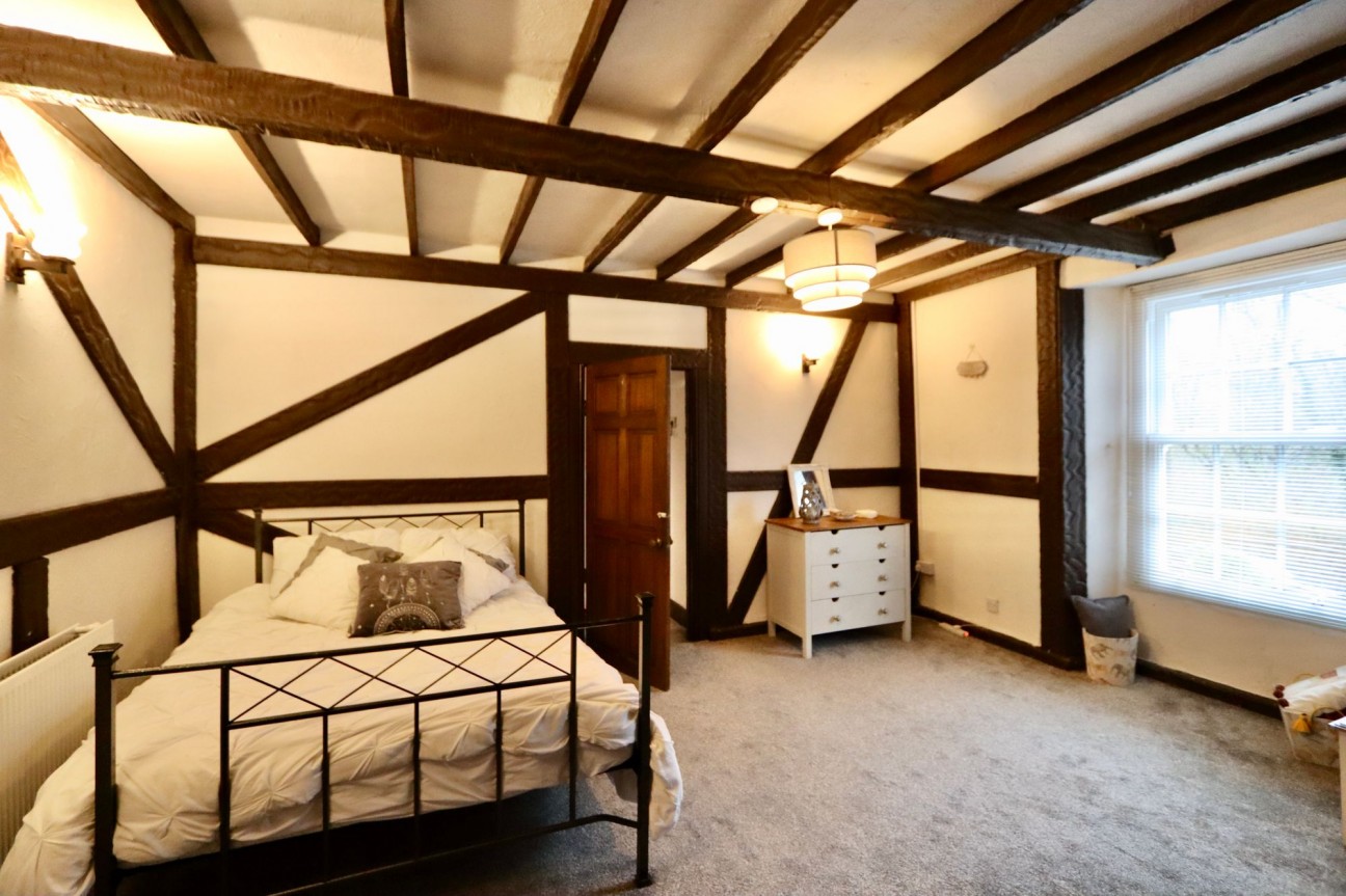 Railway Terrace, Hollybush, NP12