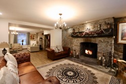 Railway Terrace, Hollybush, NP12