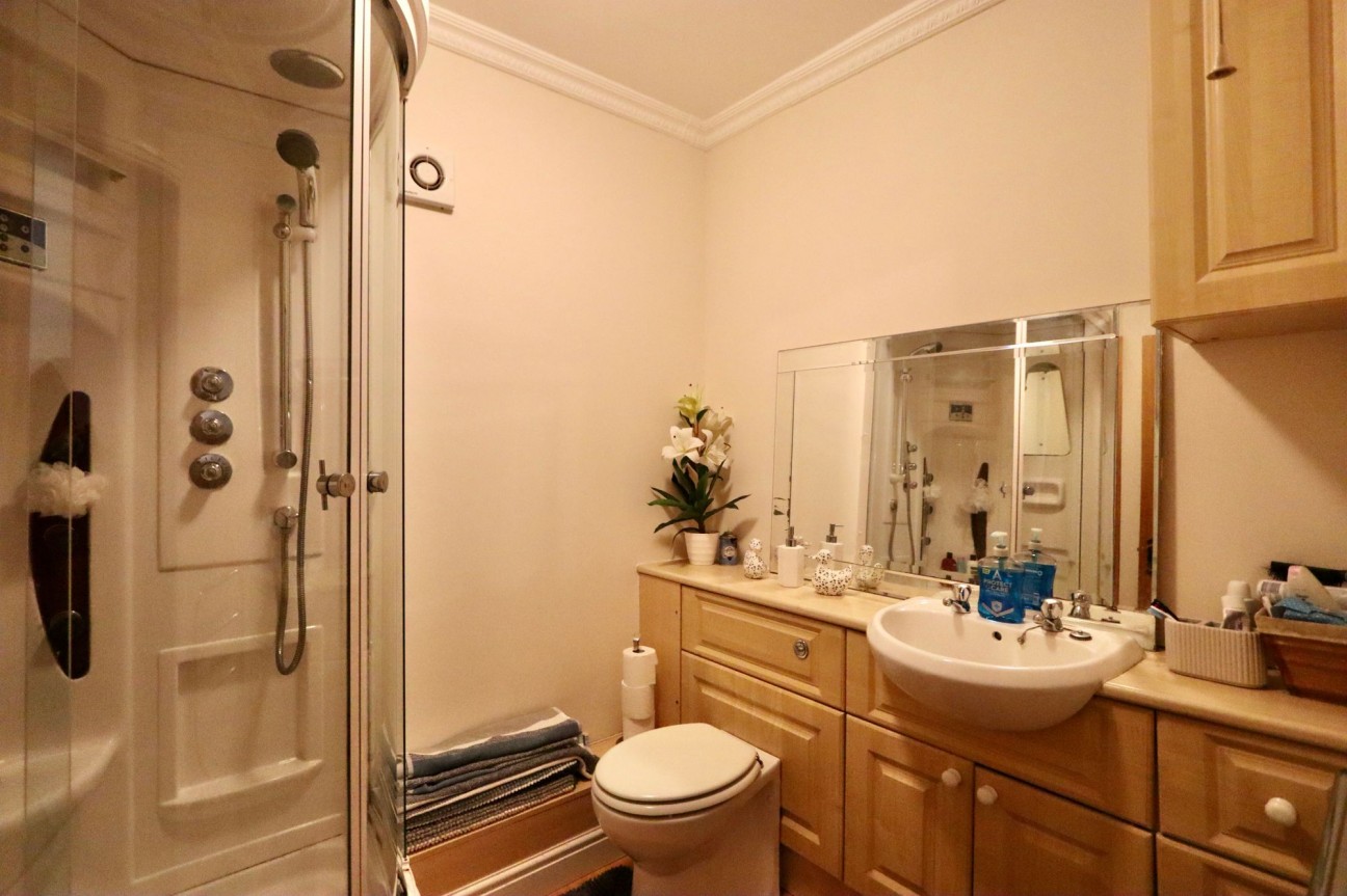 Railway Terrace, Hollybush, NP12