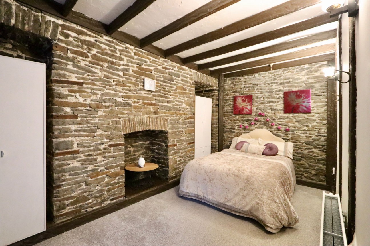 Railway Terrace, Hollybush, NP12