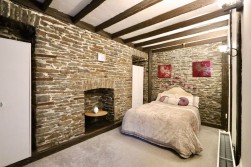 Railway Terrace, Hollybush, NP12