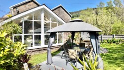 Railway Terrace, Hollybush, NP12