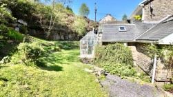 Railway Terrace, Hollybush, NP12