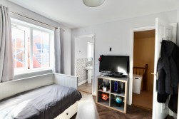 Brook Rise, Oakdale, NP12