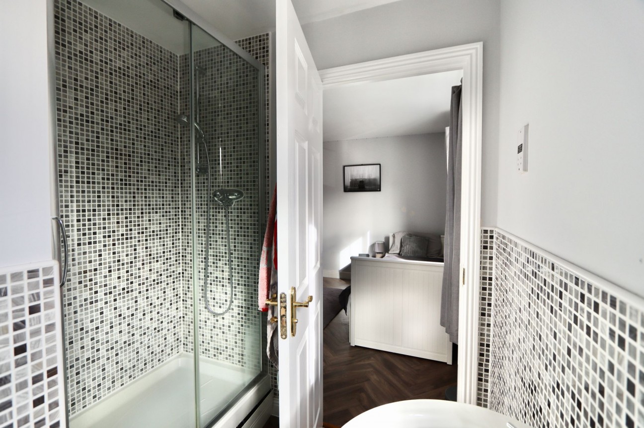 Brook Rise, Oakdale, NP12