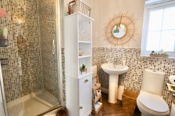 Brook Rise, Oakdale, NP12