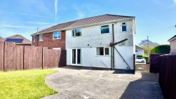 Montclaire Avenue, Blackwood, NP12