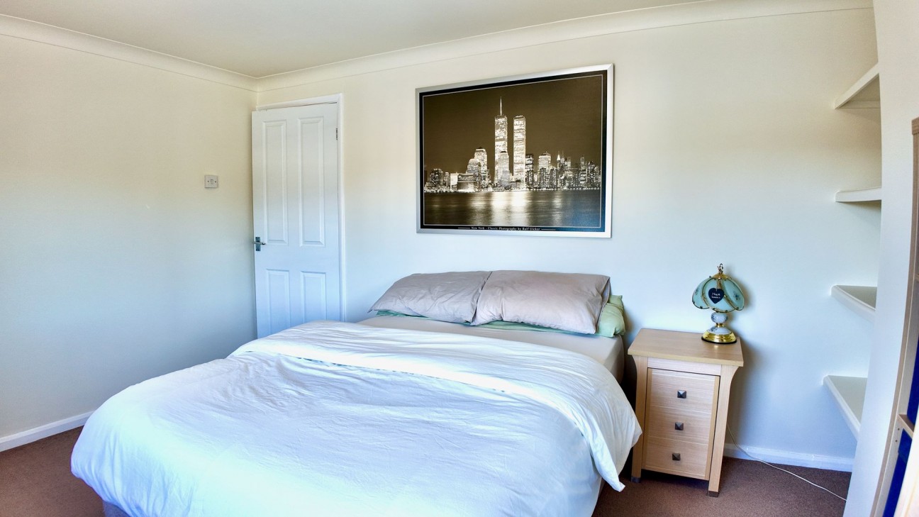 Montclaire Avenue, Blackwood, NP12