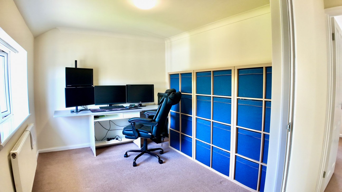 Montclaire Avenue, Blackwood, NP12