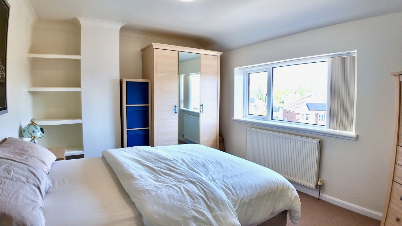 Montclaire Avenue, Blackwood, NP12