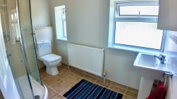 Montclaire Avenue, Blackwood, NP12