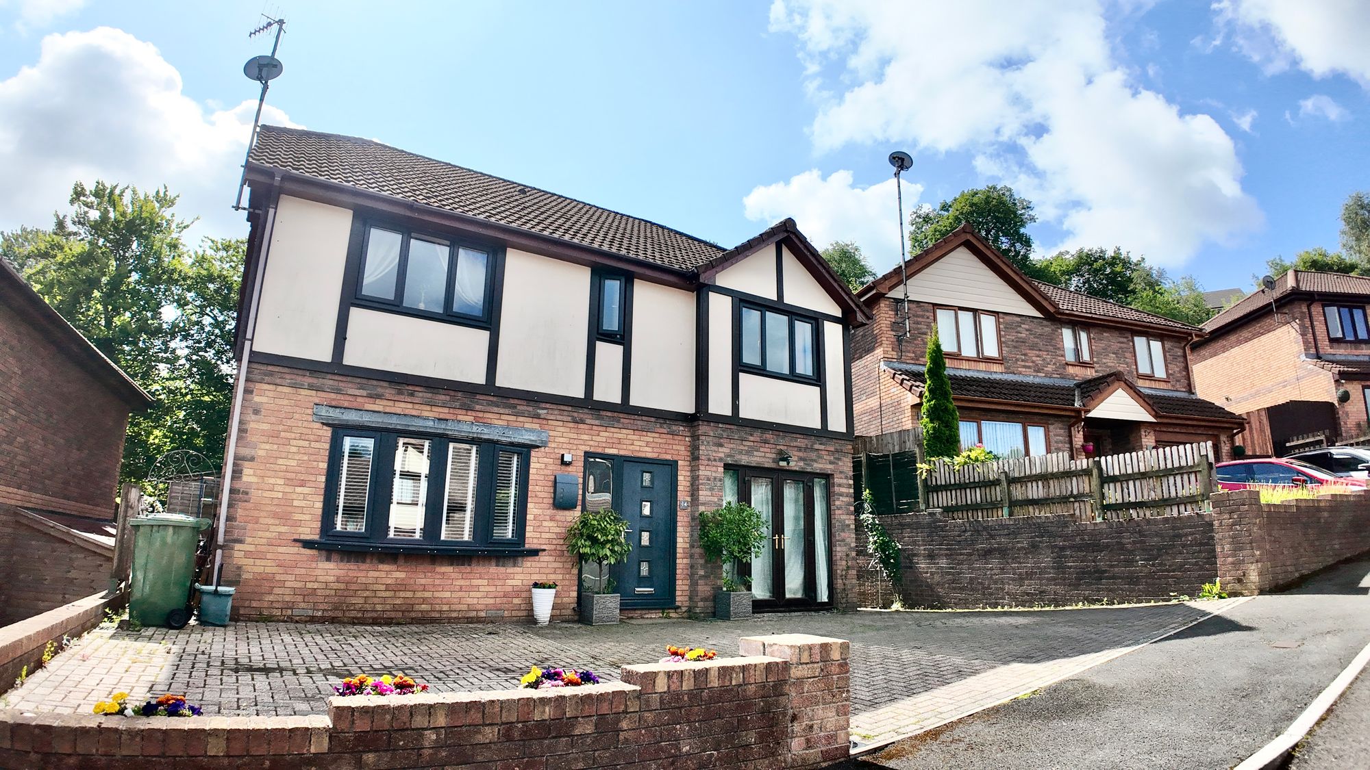 Plynlimon Close, Crumlin, NP11