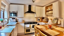 Ynys-Y-Coed, Oakdale, NP12