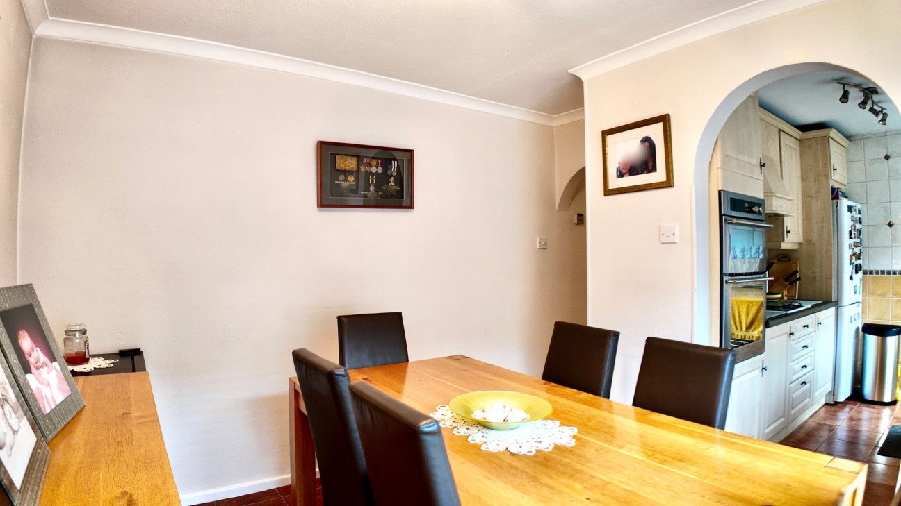 Willow Court, Newbridge, NP11