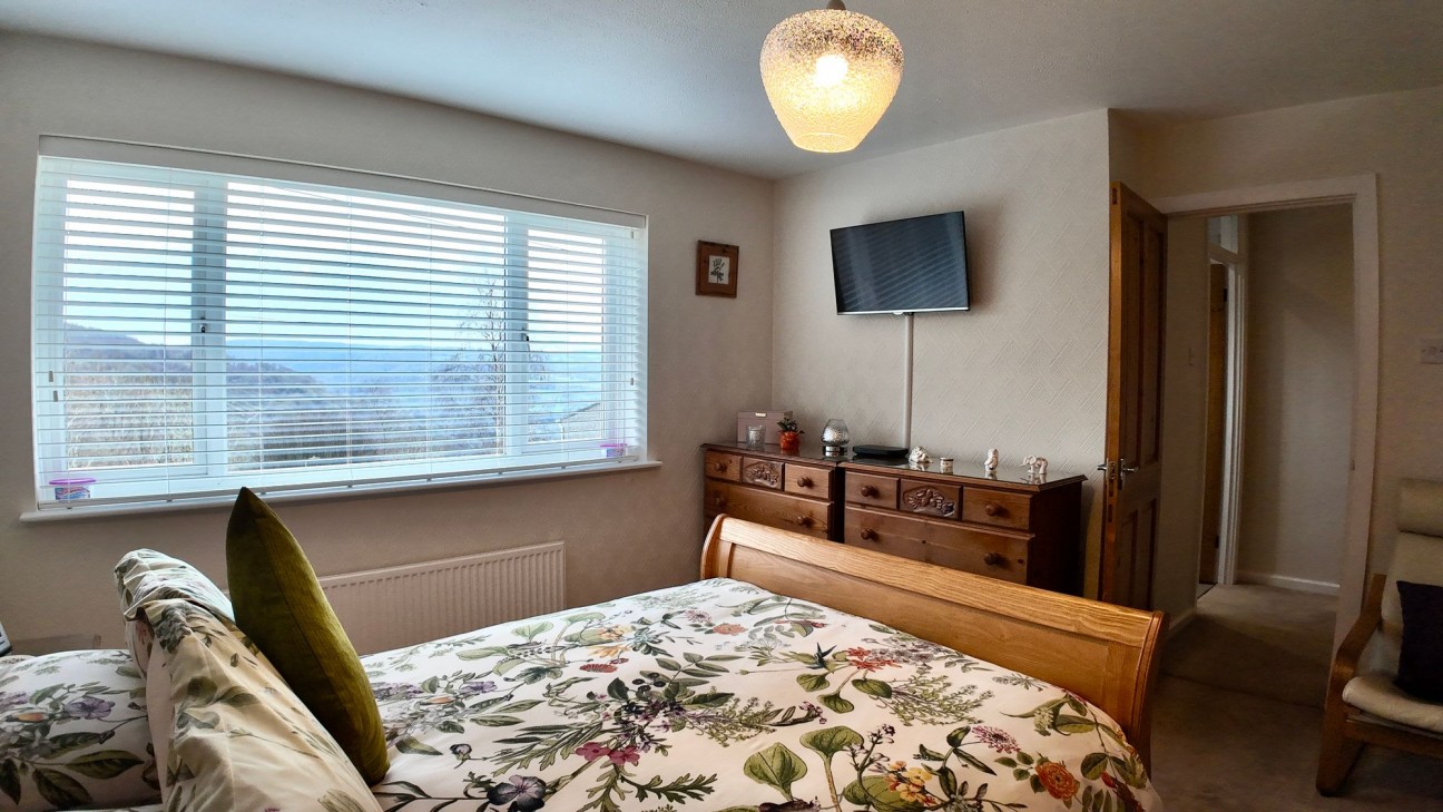 Willow Court, Newbridge, NP11