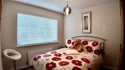 Willow Court, Newbridge, NP11