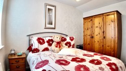 Willow Court, Newbridge, NP11