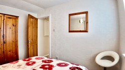 Willow Court, Newbridge, NP11