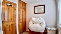 Willow Court, Newbridge, NP11