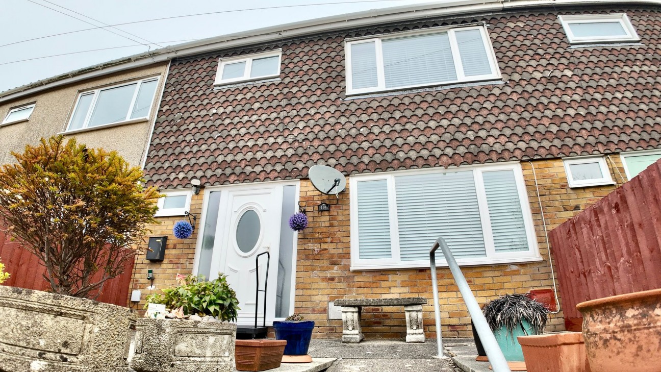 Willow Court, Newbridge, NP11