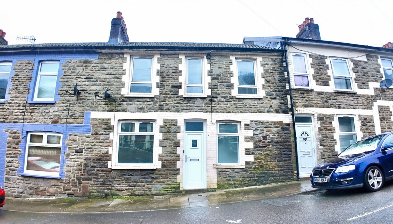 Alexandra Road, Six Bells, NP13
