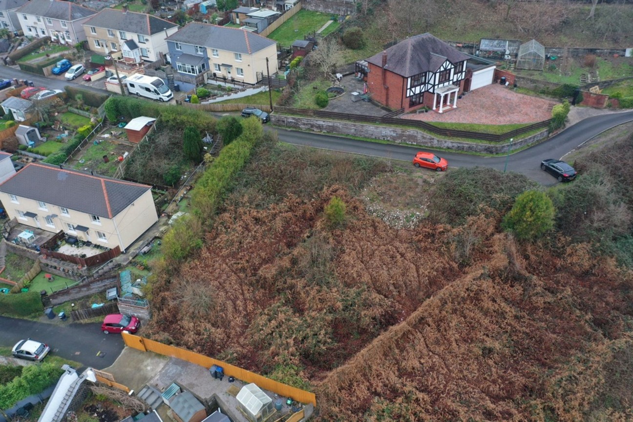 Brynhyfryd Terrace, Brynithel, NP13