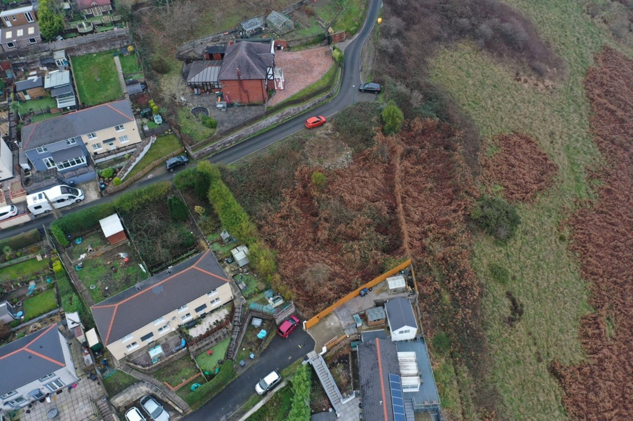Brynhyfryd Terrace, Brynithel, NP13