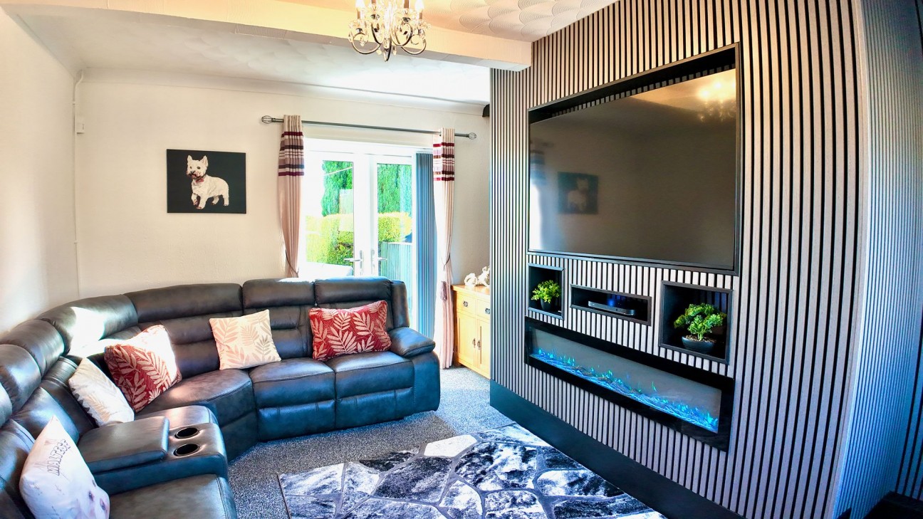 James Street, Markham, NP12