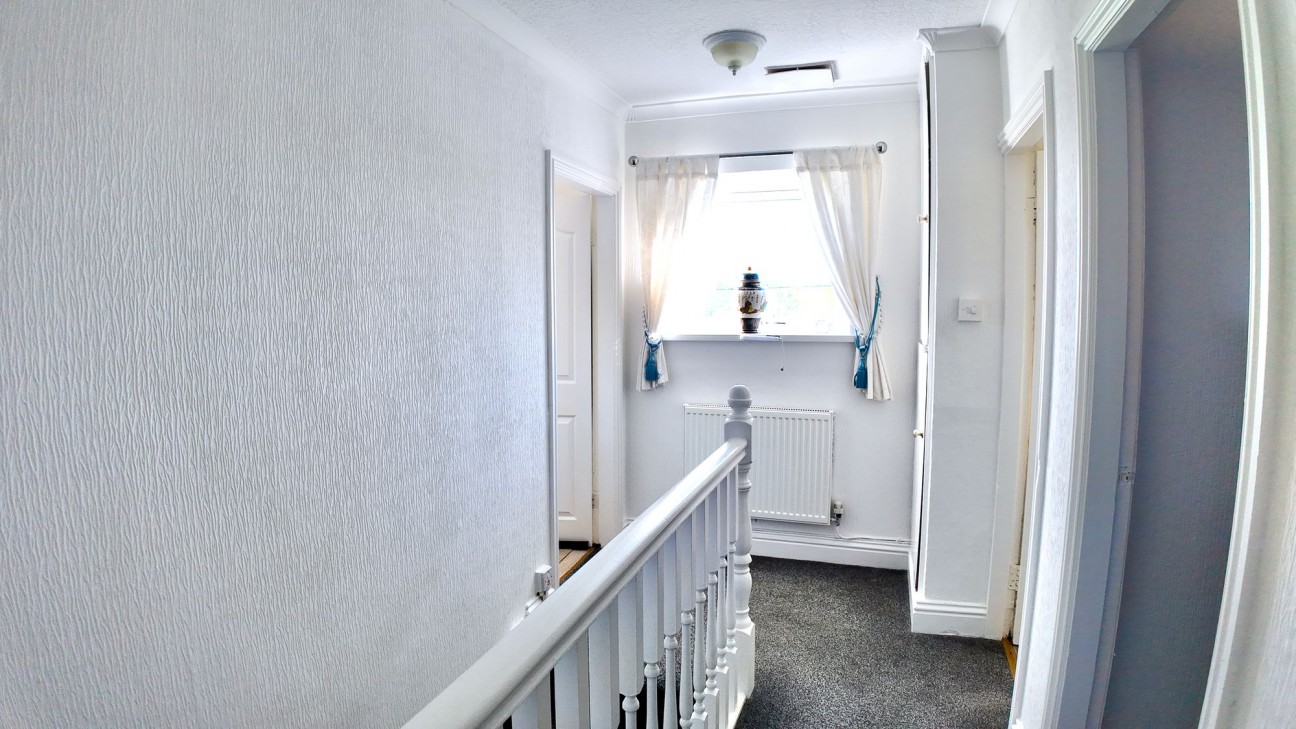 James Street, Markham, NP12