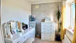 James Street, Markham, NP12