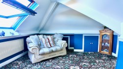 James Street, Markham, NP12