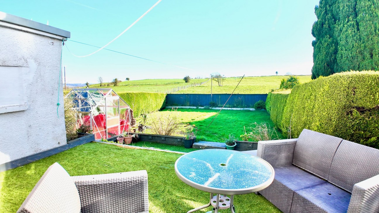 James Street, Markham, NP12