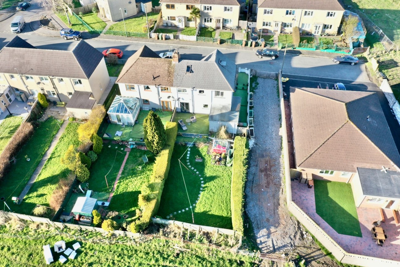 James Street, Markham, NP12