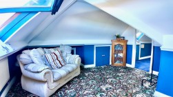 James Street, Markham, NP12