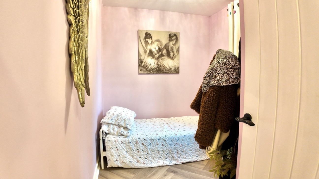 Alder Rise, Pontllanfraith, NP12