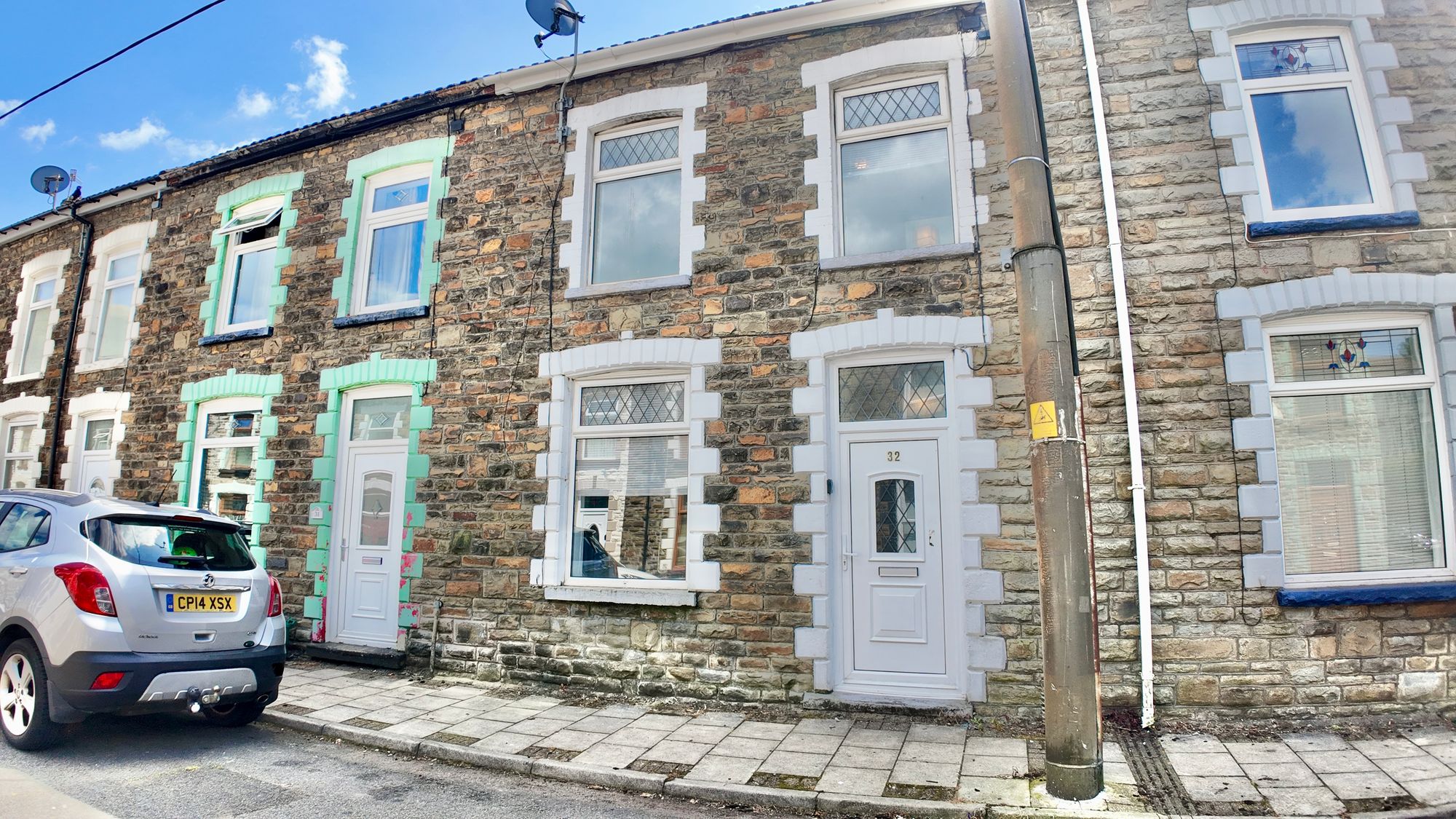 Whitting Street, Porth, CF39